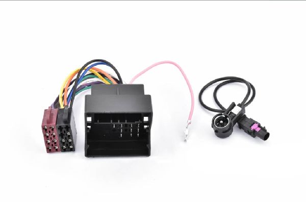 Kit de montage alimentation+haut parleur connecteur ISO + C�ble d'antenne