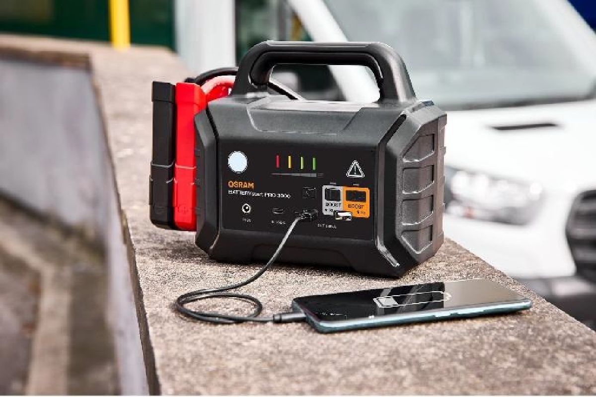 BATTERYstart PRO 3000 2500A/12/24V