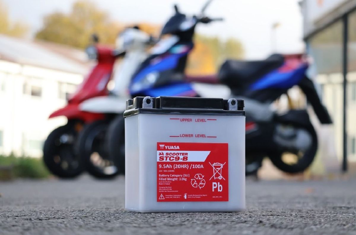 Scooter Conventional 12V/9Ah/115A LxLxA: 137 // 77 // 141 // C:1