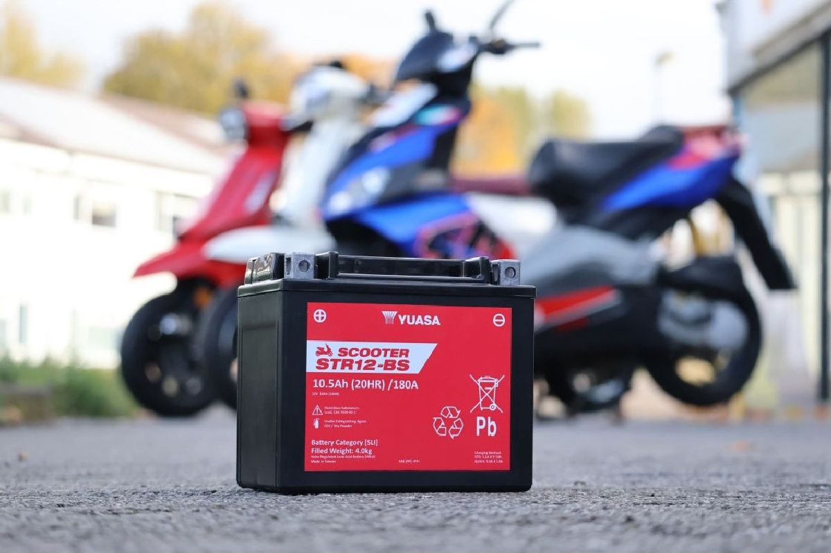 Scooter AGM 12V/10Ah/180A LxLxH: 150 // 87 // 130 // C:1