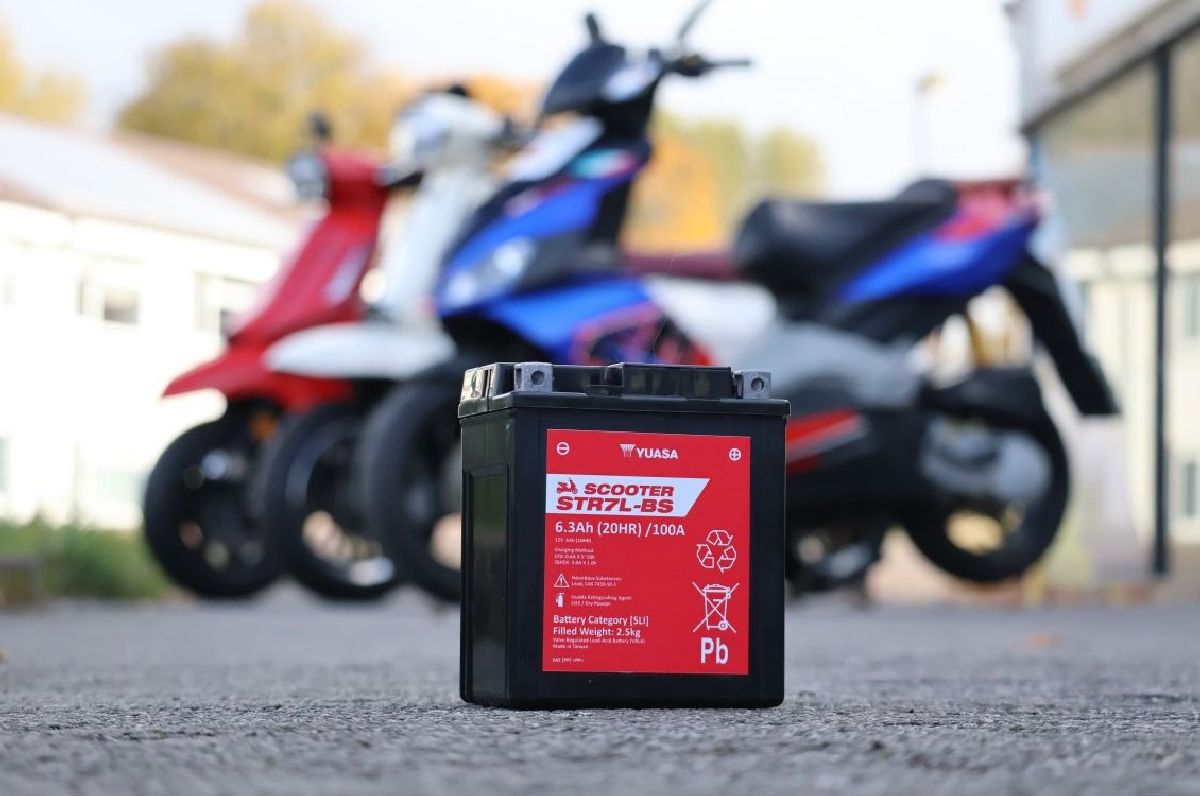 Scooter AGM 12V/6Ah/100A LxLxA: 115 // 72 // 132 // C:0