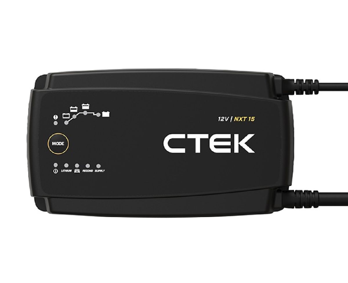 Batterieladeger�t 12 Volt / 15 Amp.